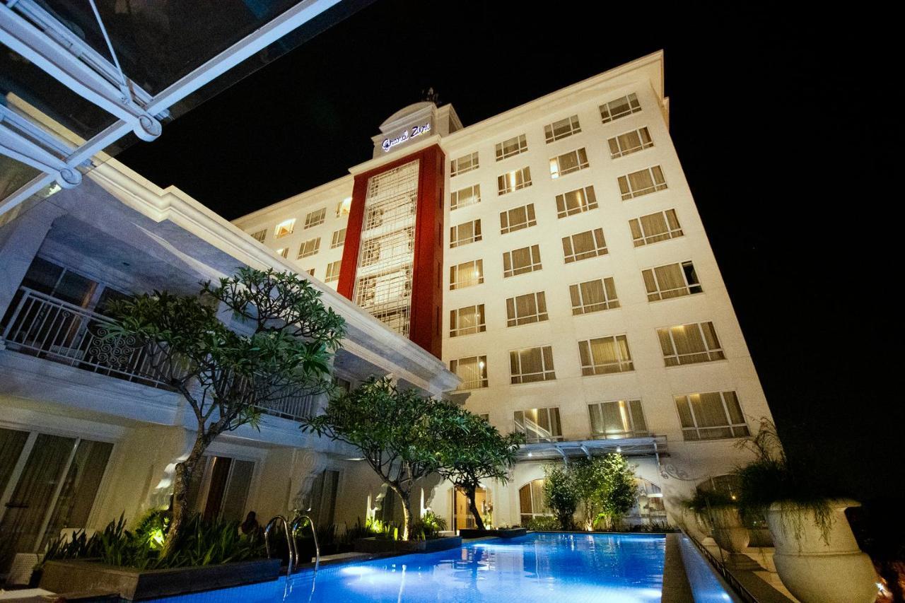 Grand Zuri Bsd City Serpong Exterior photo