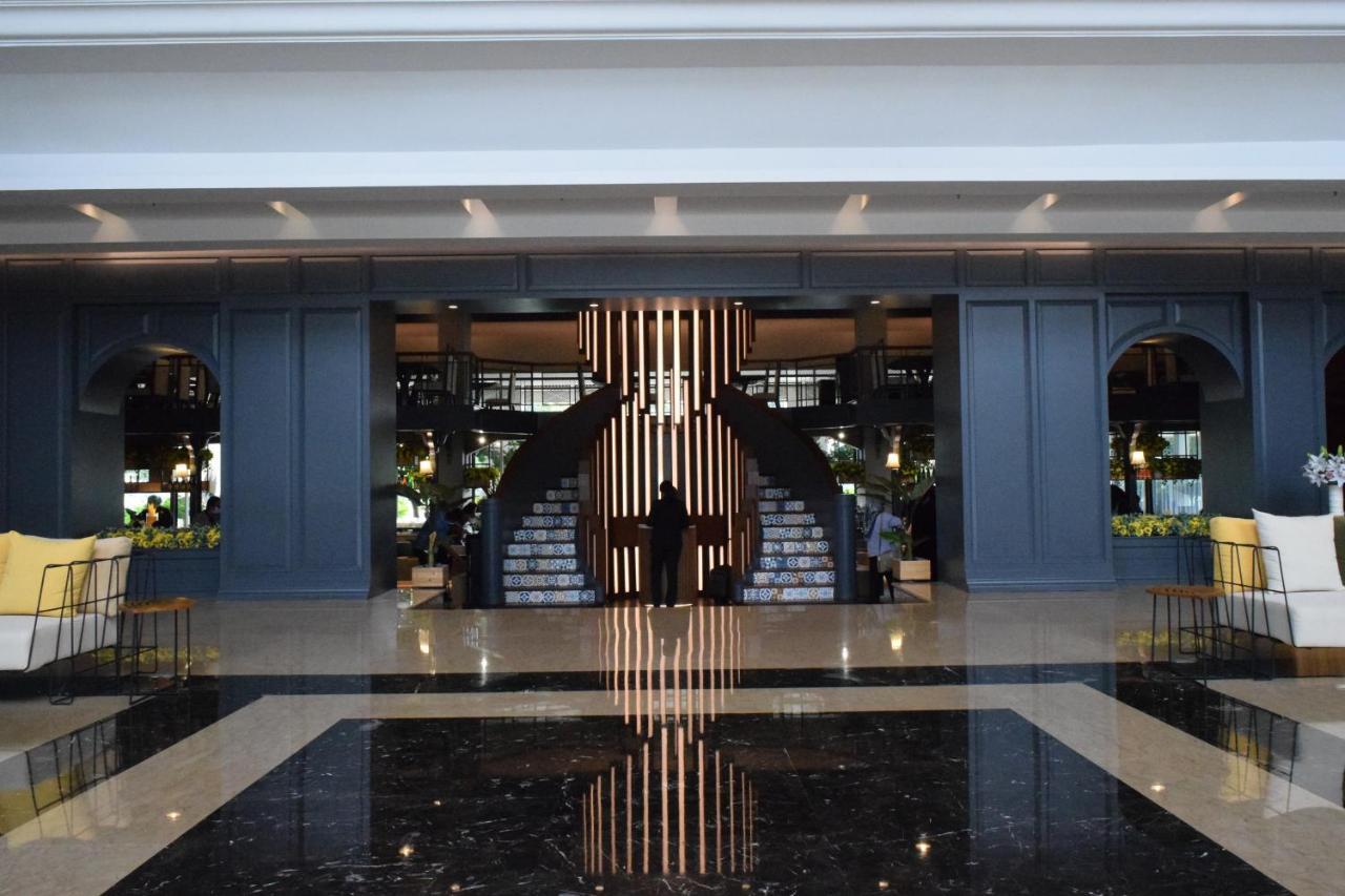 Grand Zuri Bsd City Serpong Exterior photo
