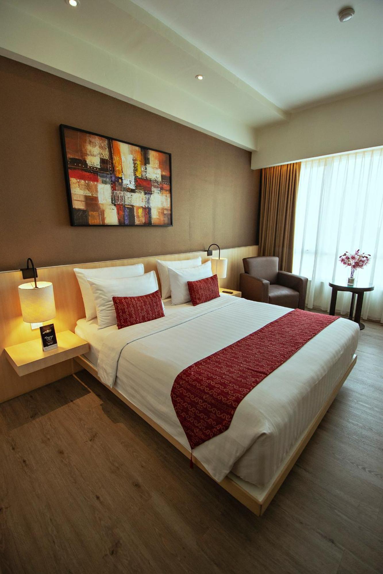 Grand Zuri Bsd City Serpong Exterior photo