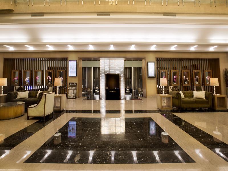 Grand Zuri Bsd City Serpong Exterior photo