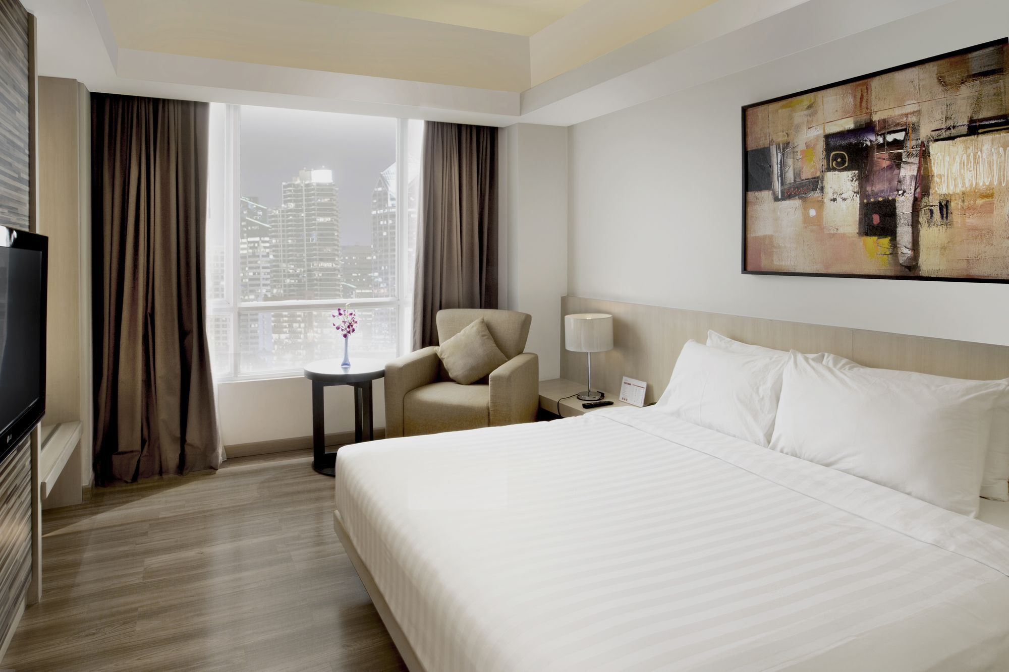 Grand Zuri Bsd City Serpong Exterior photo