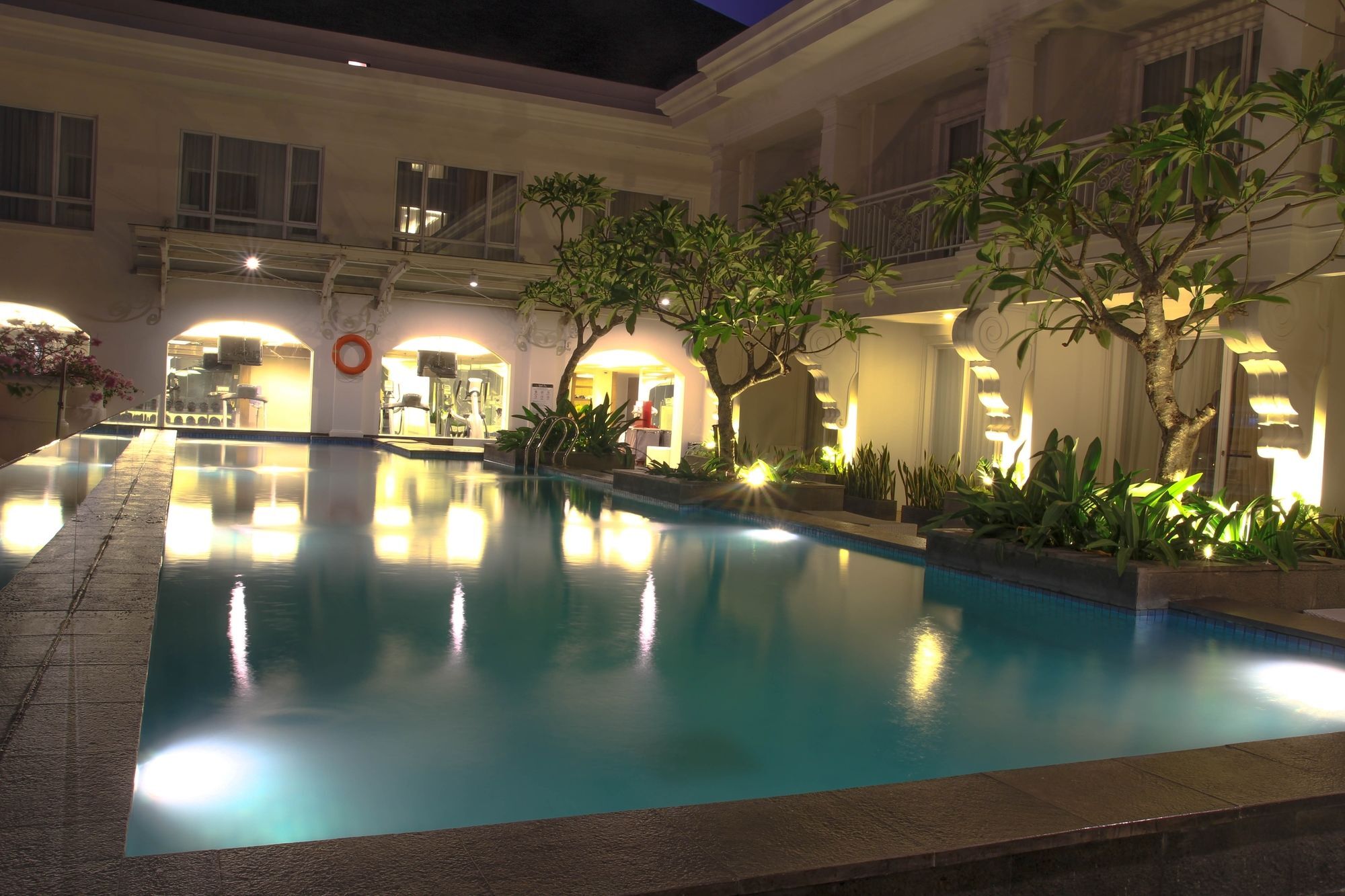Grand Zuri Bsd City Serpong Exterior photo